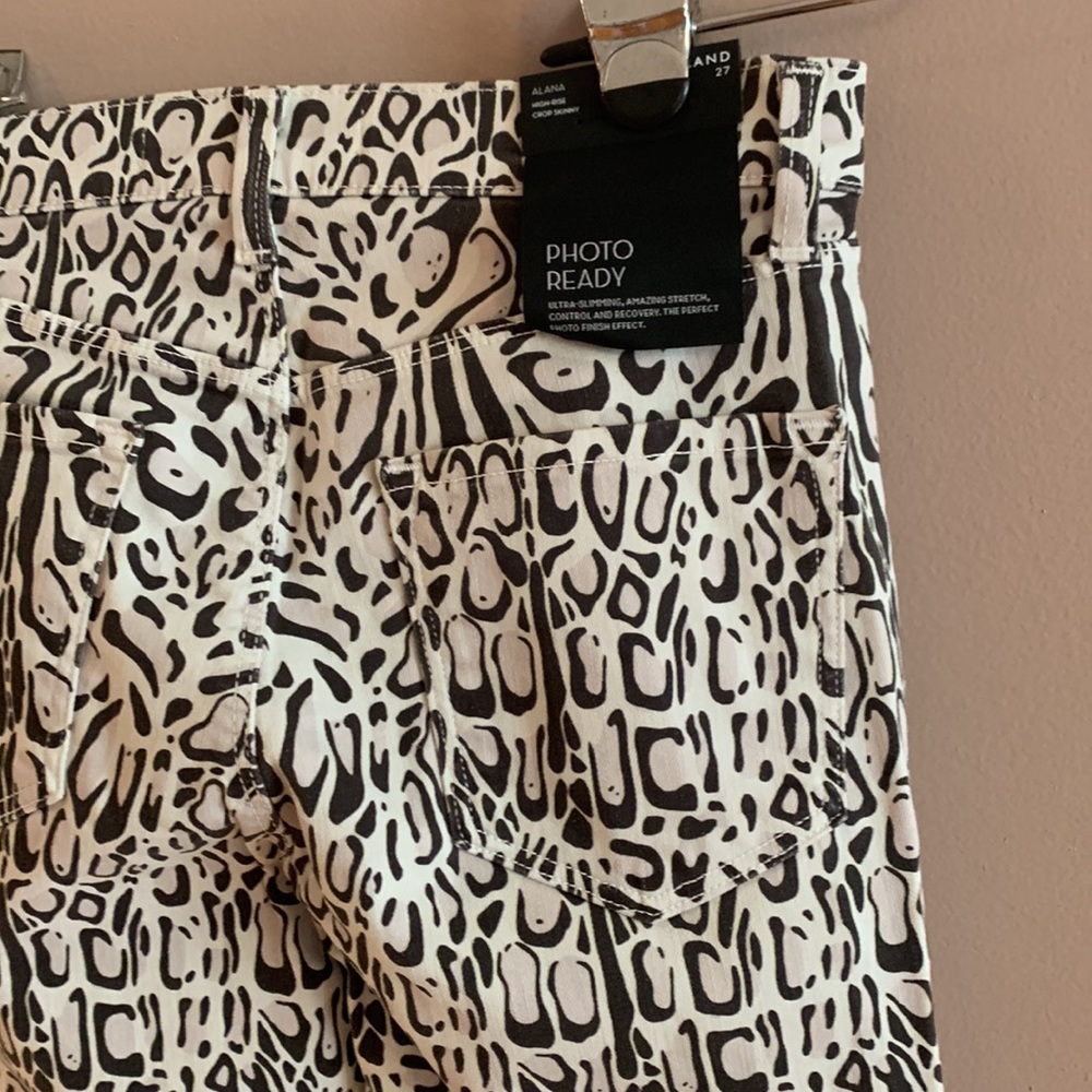 J Brand Jeans - Picture 5 of 7